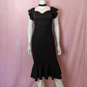 Black Ruffle Hem Short Sleeve Choker Sweetheart Neckline Classic Midi Dress M
